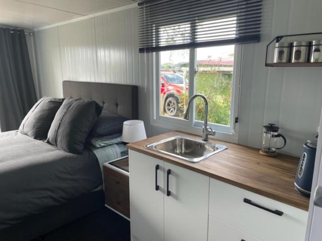 Raglan Seaview Cabin Exterior photo
